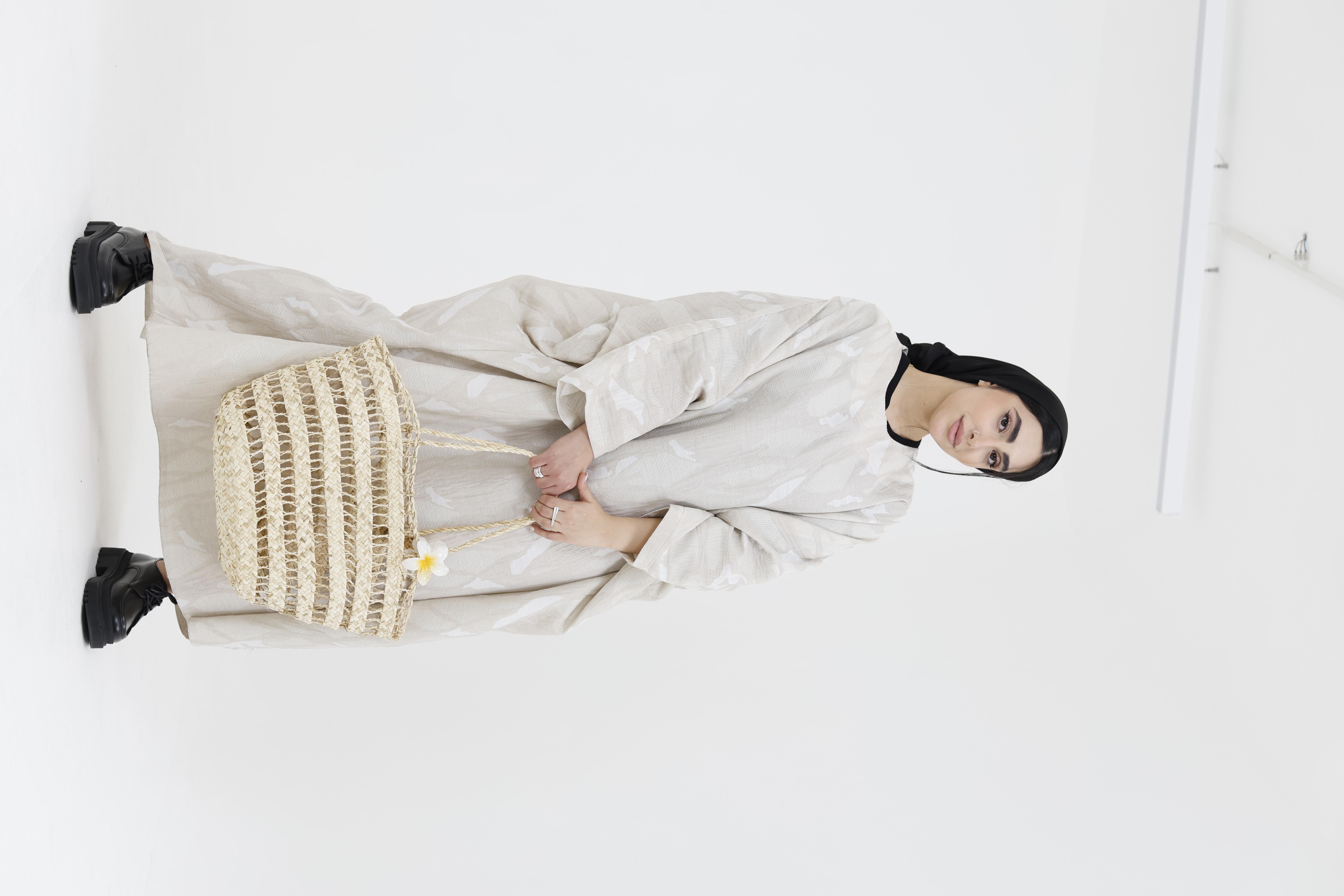 کفتان زنانه جلو بسته تابستانی فری سایز کرم
